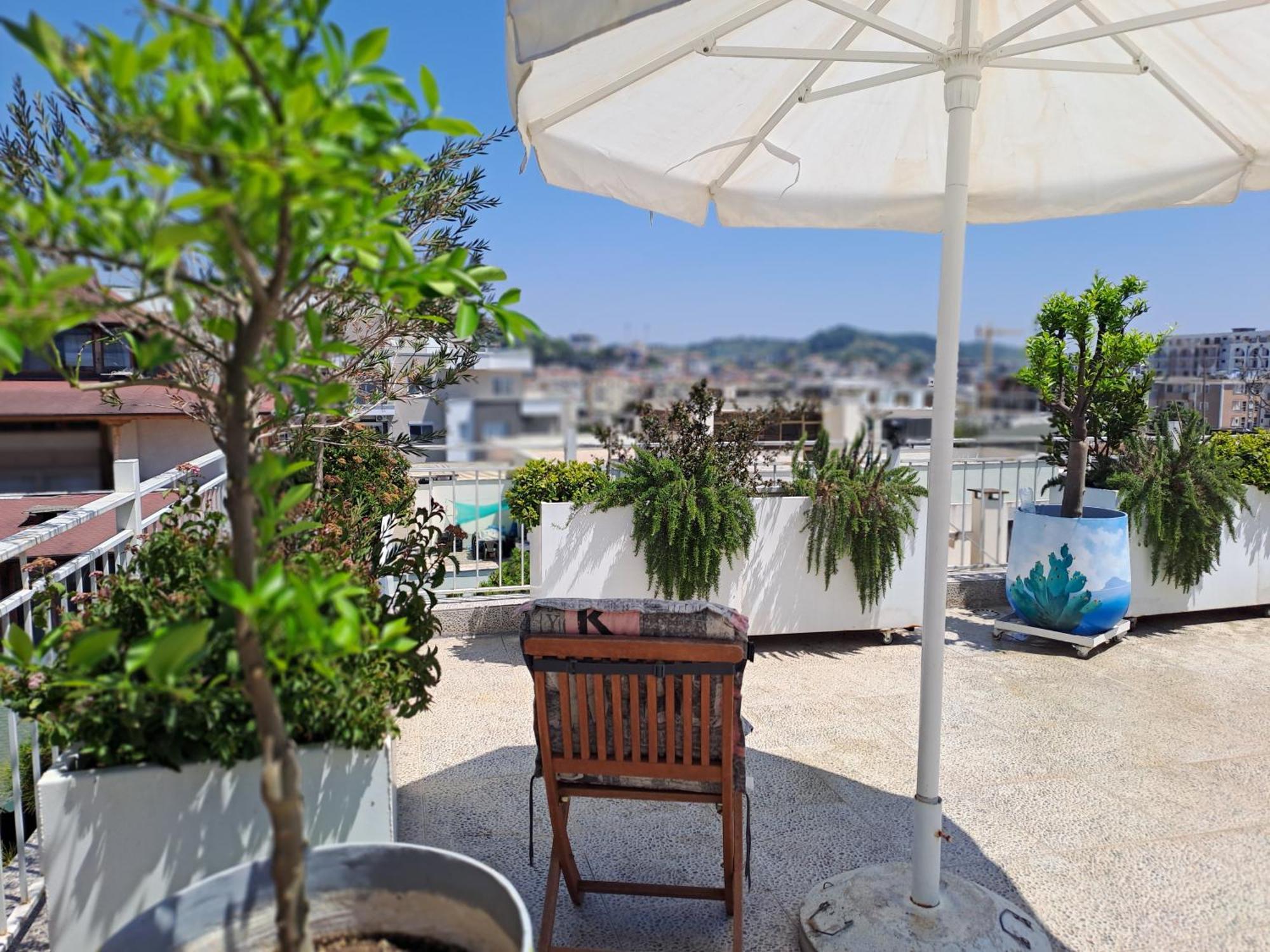Paradise Rooftop Leilighet Golem (Tirana)