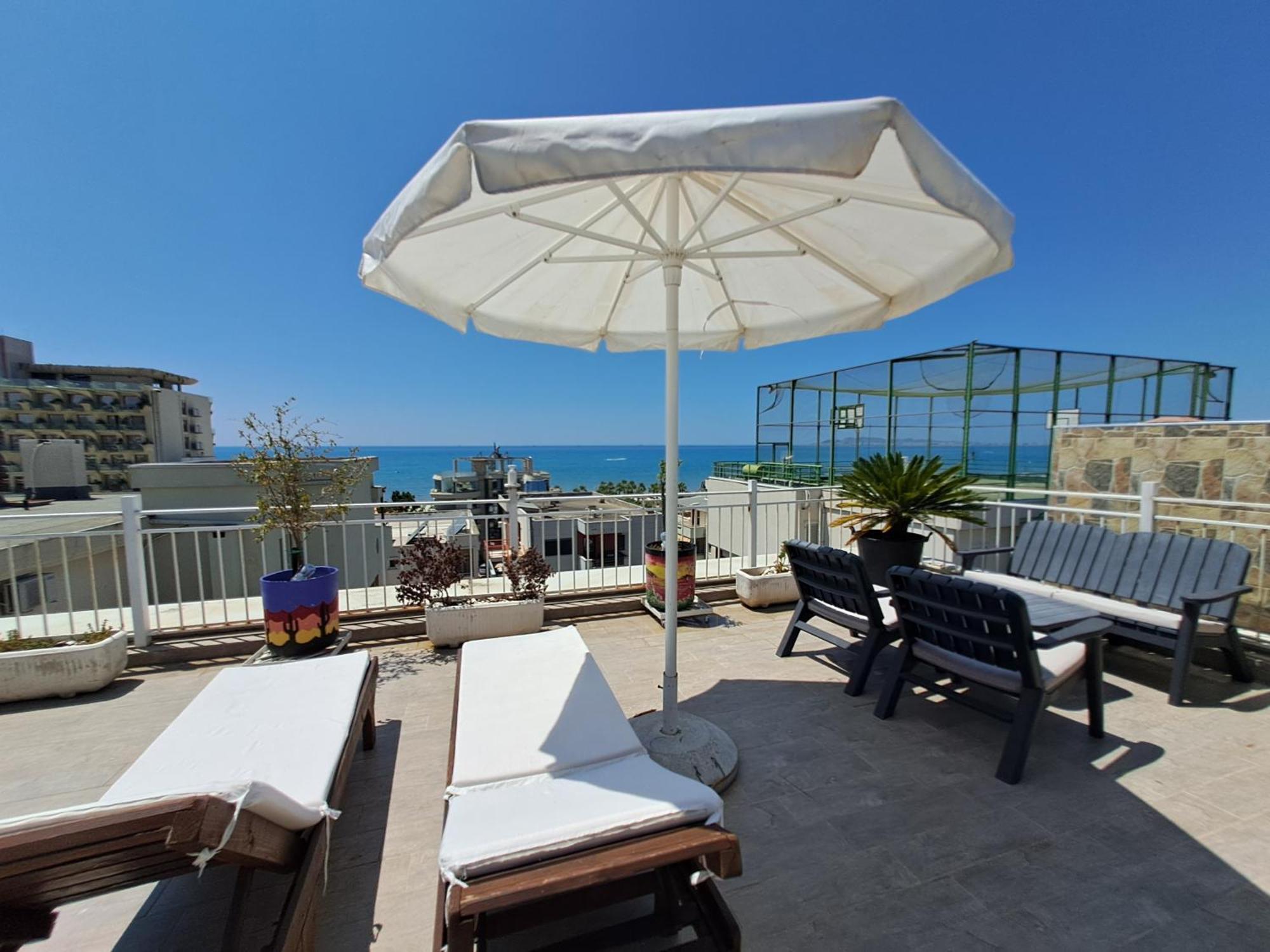 Paradise Rooftop Leilighet Golem (Tirana)